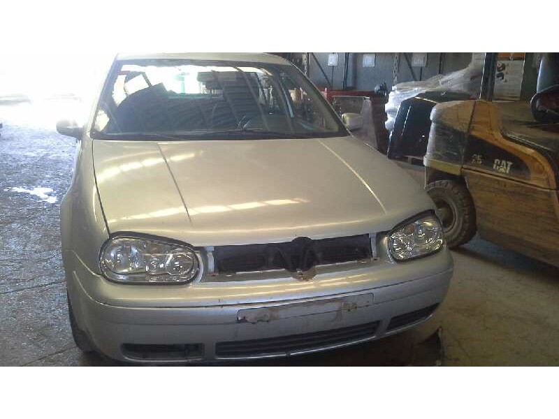 volkswagen golf iv berlina (1j1) del año 2001