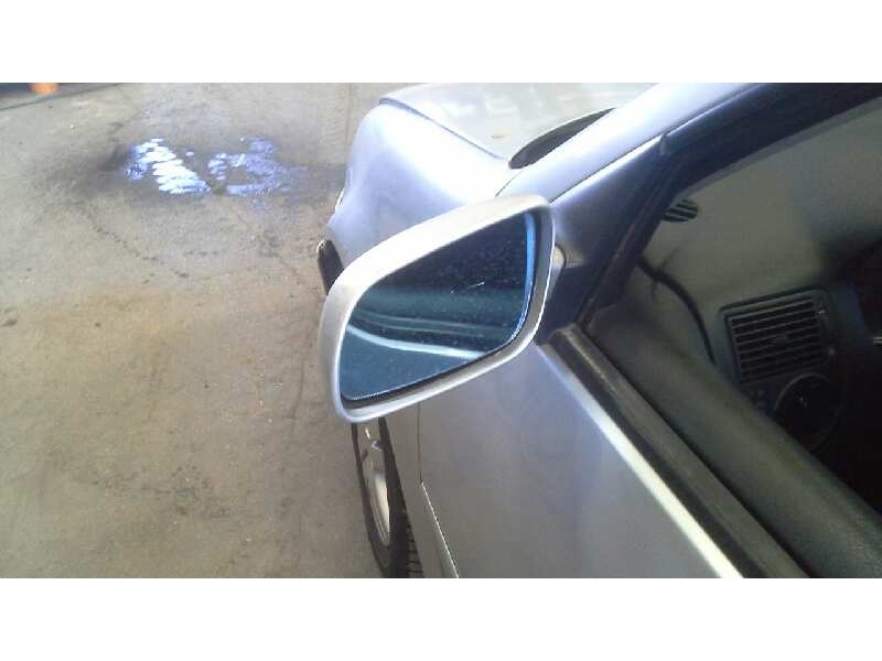 volkswagen golf iv berlina (1j1) del año 2001