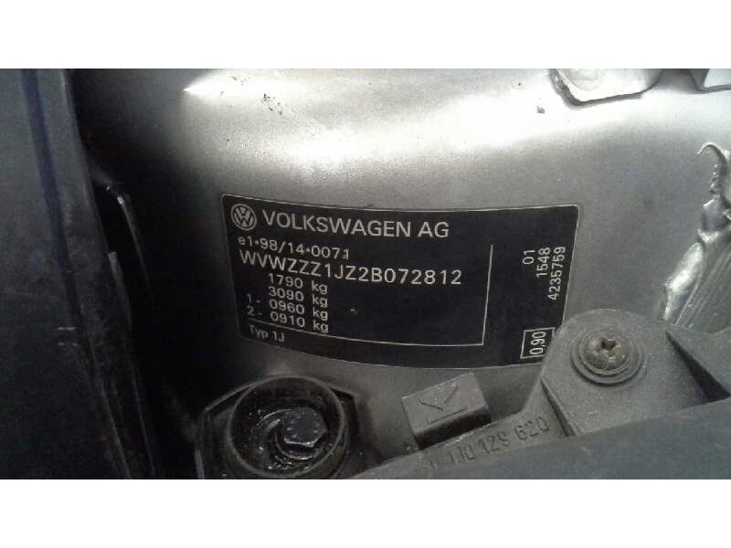 volkswagen golf iv berlina (1j1) del año 2001