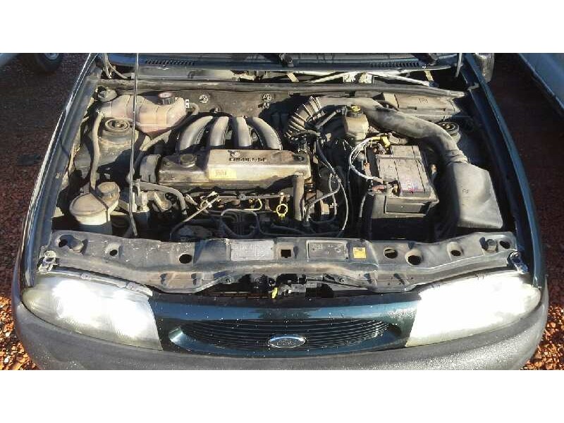 ford fiesta berlina (dx) del año 1996