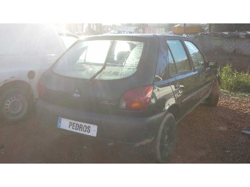 ford fiesta berlina (dx) del año 1996