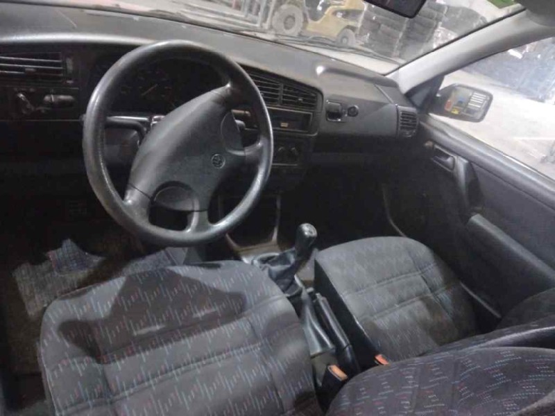 volkswagen golf iii berlina (1h1) del año 1992