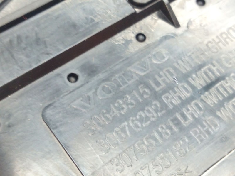 Recambio de aireador central para volvo s80 ii (124) 2.4 d referencia OEM IAM 30643315  