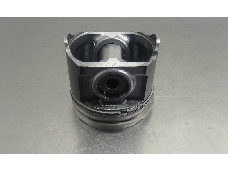 Recambio de piston para nissan x-trail (t30) 2.2 16v turbodiesel cat referencia OEM IAM 8H 10103AU600 