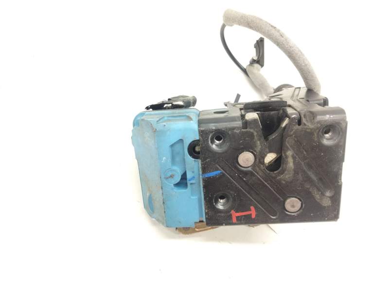 Recambio de cerradura puerta delantera izquierda para volvo s60 berlina d5 referencia OEM IAM 30663040  