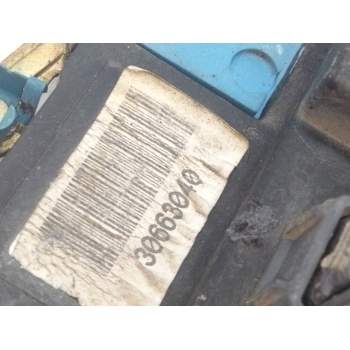 Recambio de cerradura puerta delantera izquierda para volvo s60 berlina d5 referencia OEM IAM 30663040  