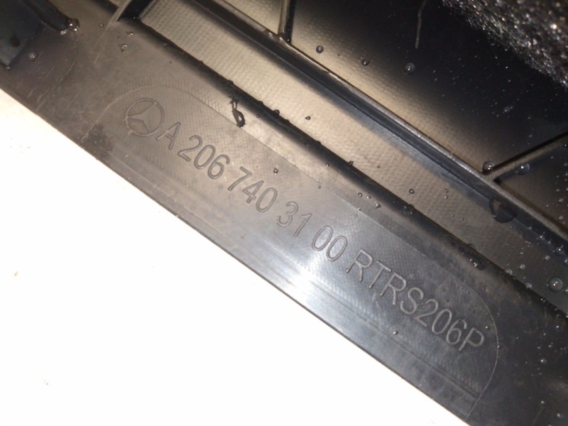 Recambio de panel protector para mercedes-benz clase c all-terrain (s206) c 220 d 4-matic (206.214) referencia OEM IAM A20674031