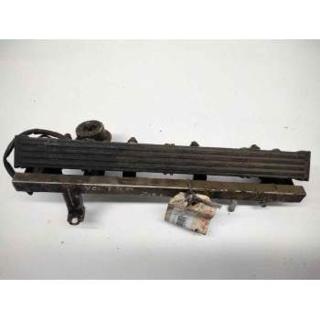 Recambio de rampa inyectora para opel vectra b berlina 1.8 16v cat referencia OEM IAM   116878