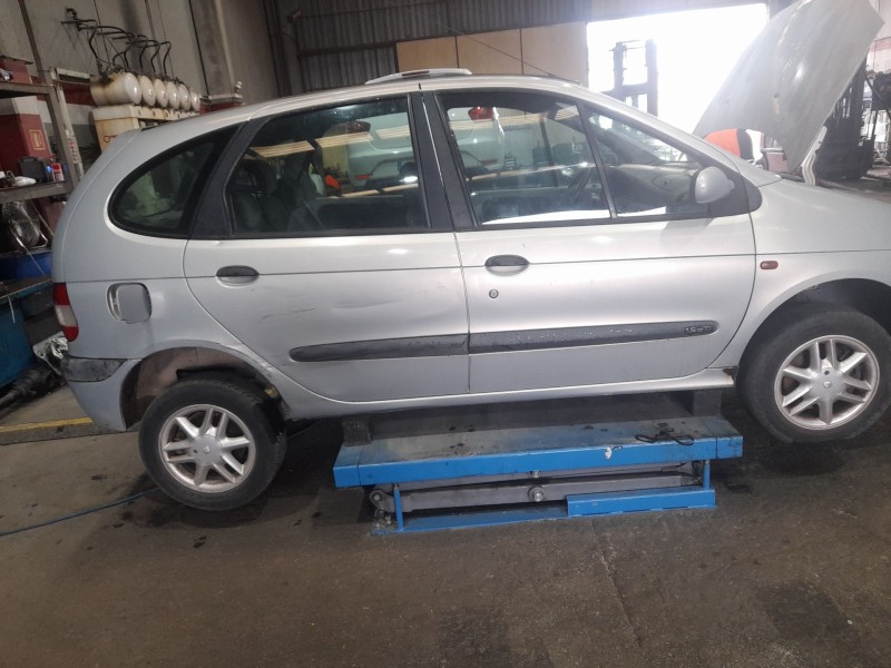 renault megane scenic (ja0/1_) del año 1999