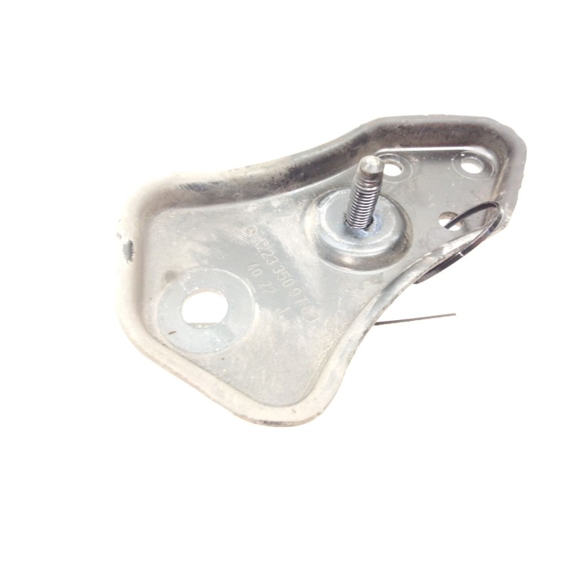 Recambio de soporte subchasis derecho para mercedes-benz clase c all-terrain (s206) c 220 d 4-matic (206.214) referencia OEM IAM