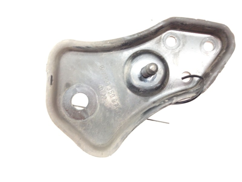 Recambio de soporte subchasis derecho para mercedes-benz clase c all-terrain (s206) c 220 d 4-matic (206.214) referencia OEM IAM