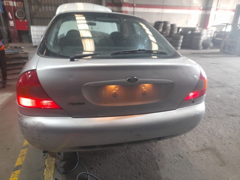 ford mondeo i sedán (gbp) del año 1999