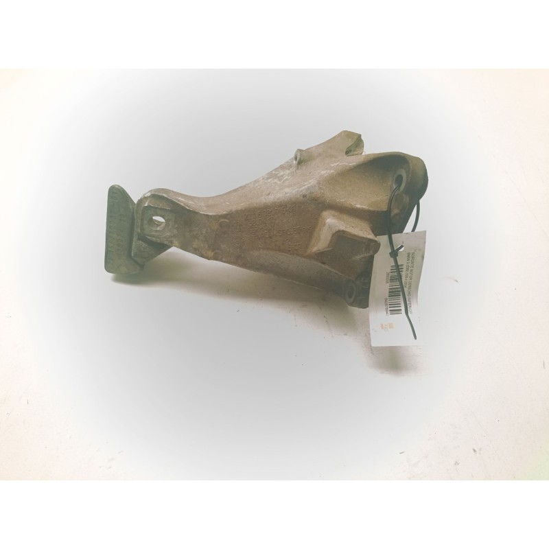 Recambio de soporte motor derecho inferior para bmw 3 (e90) 320 d referencia OEM IAM 22116781916  
