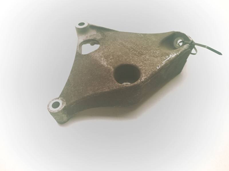 Recambio de soporte motor izquierdo superior para bmw 3 (f30, f80) 320 d referencia OEM IAM 22116788611  