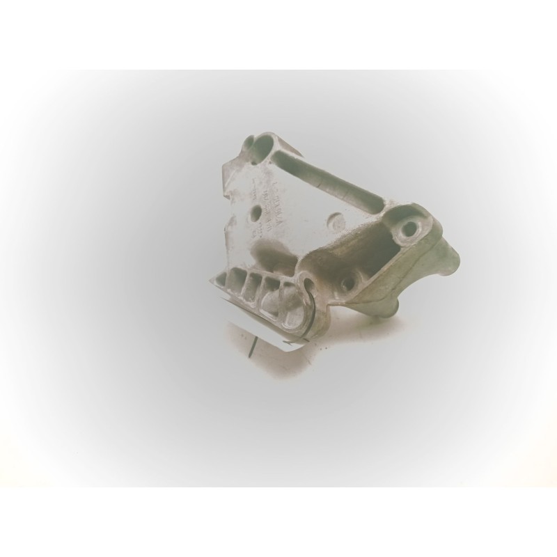 Recambio de soporte motor derecho inferior para seat leon (5f1) 2.0 tdi referencia OEM IAM 04L199207  