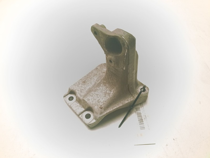 Recambio de soporte motor derecho superior para bmw 3 (f30, f80) 320 d referencia OEM IAM 22116788612  