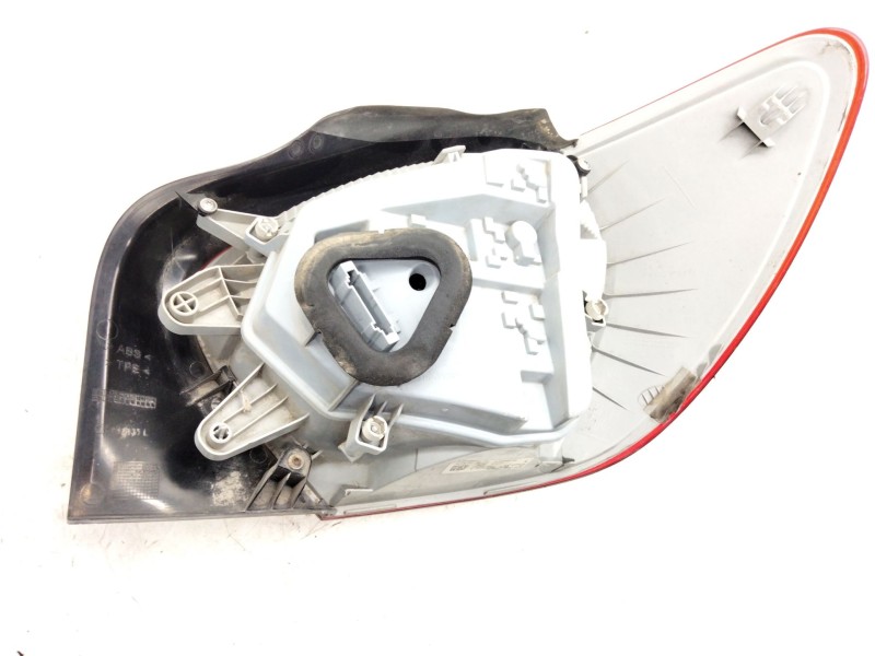 Recambio de piloto trasero izquierdo para mercedes-benz clase a (w176) a 200 cdi / d (176.008) referencia OEM IAM   