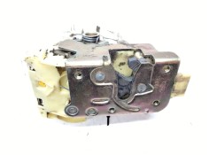 Recambio de cerradura puerta delantera derecha para ford mondeo i sedán (gbp) 1.8 td referencia OEM IAM 96BGF1812CM  