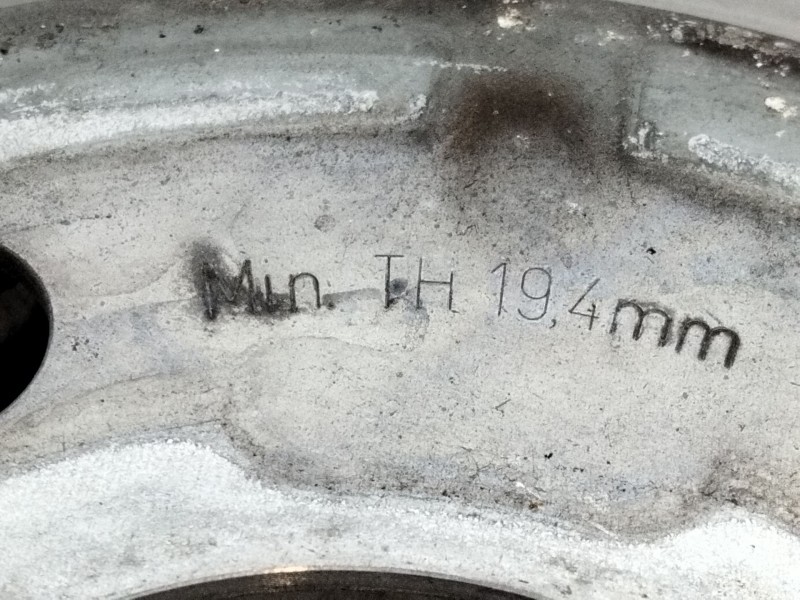 Recambio de disco freno trasero para mercedes-benz clase c all-terrain (s206) c 220 d 4-matic (206.214) referencia OEM IAM   