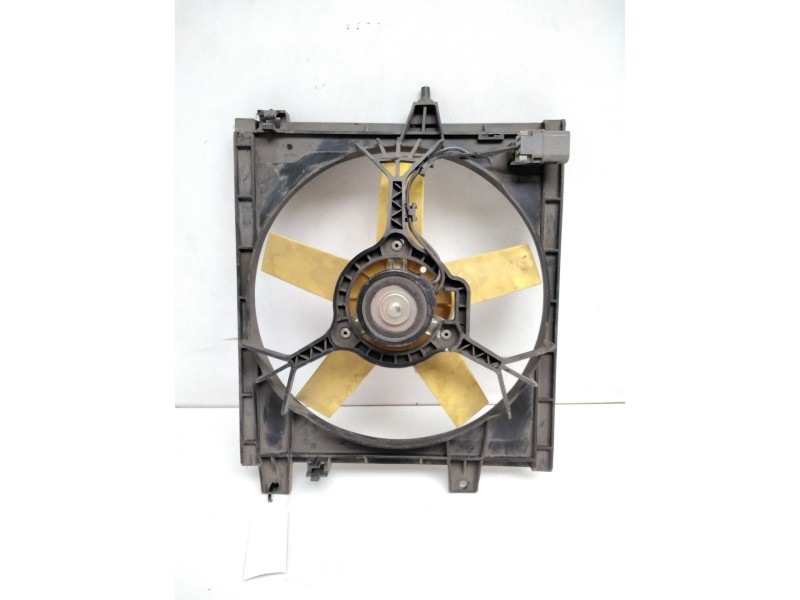 Recambio de electroventilador para nissan primera (p10) 1.6 referencia OEM IAM 8240090  