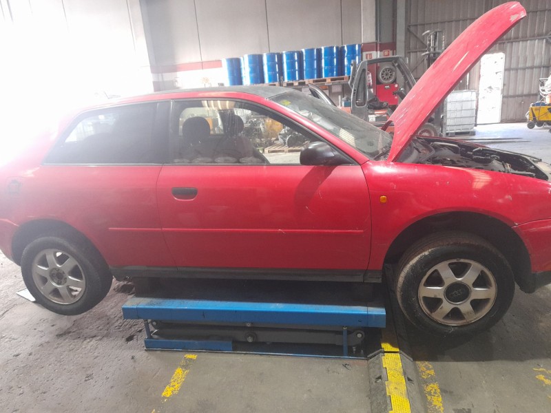 audi a3 (8l1) del año 1999