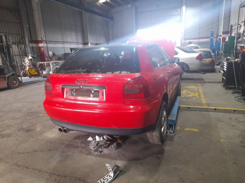 audi a3 (8l1) del año 1999