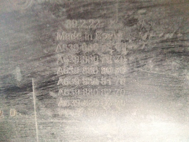 Recambio de paragolpes delantero para mercedes-benz vito / mixto furgón (w639) 113 cdi (639.601, 639.603, 639.605) referencia OE