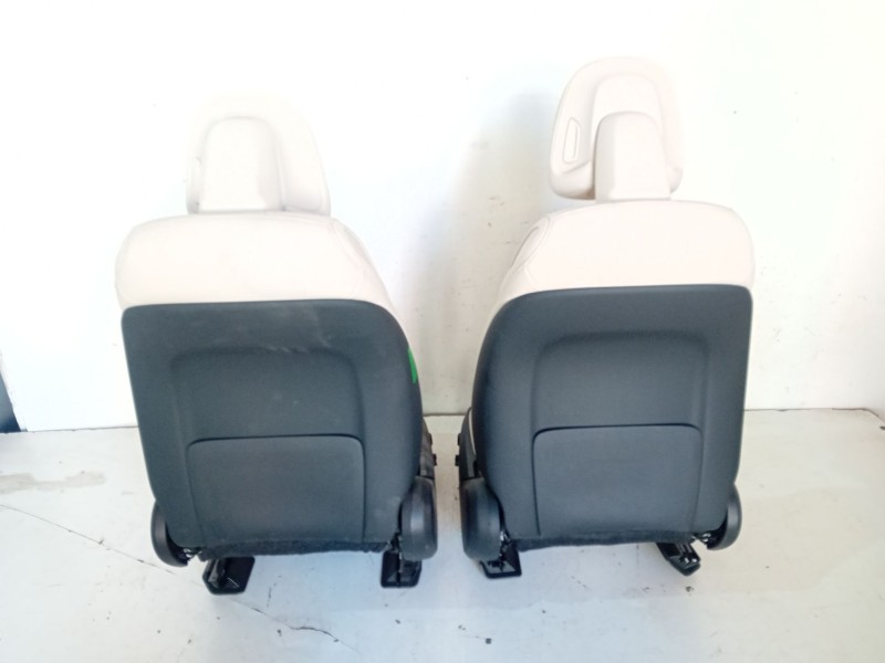 Recambio de juego asientos completo para mercedes-benz clase c all-terrain (s206) c 220 d 4-matic (206.214) referencia OEM IAM  