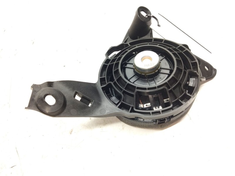Recambio de altavoz para mercedes-benz clase c all-terrain (s206) c 220 d 4-matic (206.214) referencia OEM IAM A2238201300  