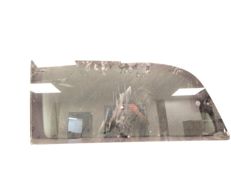 Recambio de luna trasera derecha para mercedes-benz vito / mixto furgón (w639) 113 cdi (639.601, 639.603, 639.605) referencia OE