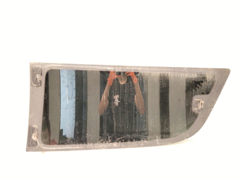 Recambio de luna trasera derecha para mercedes-benz vito / mixto furgón (w639) 113 cdi (639.601, 639.603, 639.605) referencia OE