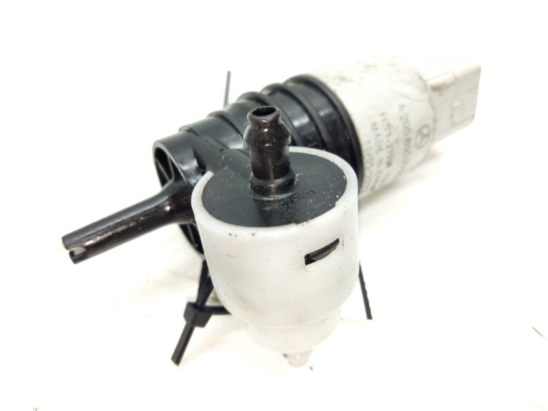 Recambio de bomba agua para mercedes-benz clase c all-terrain (s206) c 220 d 4-matic (206.214) referencia OEM IAM A2058660000  