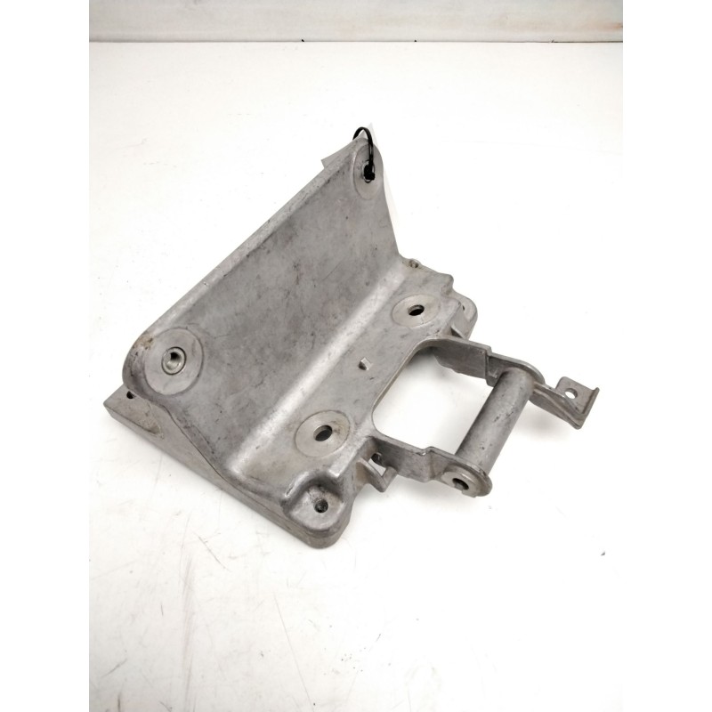Recambio de soporte cambio para audi a3 (8p1) 1.9 tdi referencia OEM IAM 8P0419250A  SOPORTE CAÑA DIRECCION