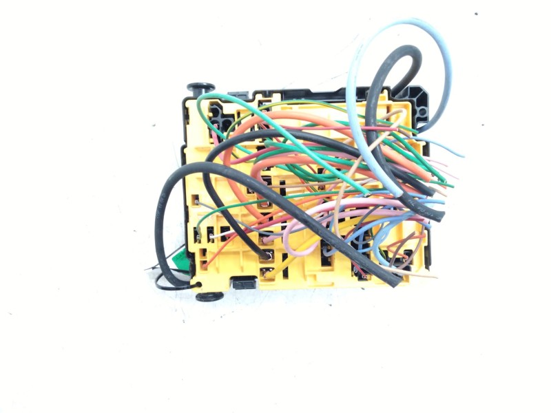 Recambio de caja reles para citroën ds 7 ds 7 crossback buehdi referencia OEM IAM 9804848580  