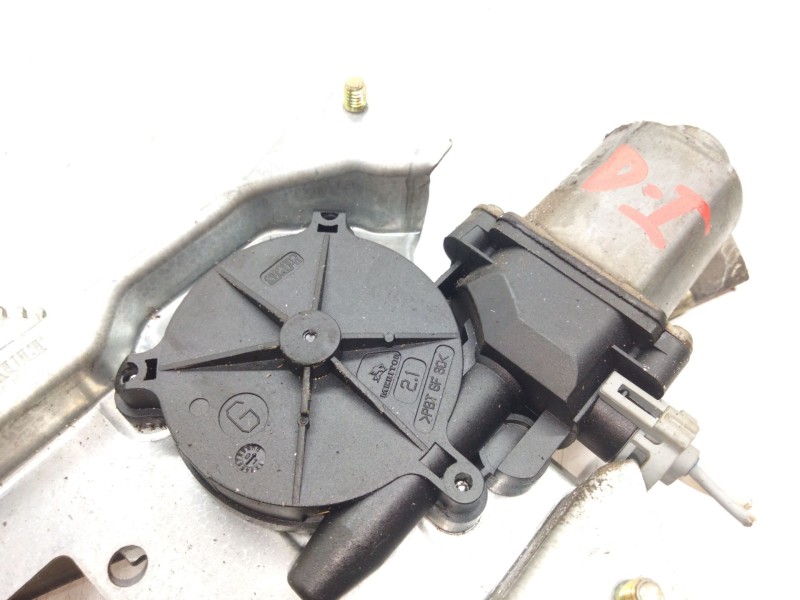 Recambio de elevalunas delantero izquierdo para renault kangoo (kc0/1_) 1.9 dci 4x4 (kc0v) referencia OEM IAM   