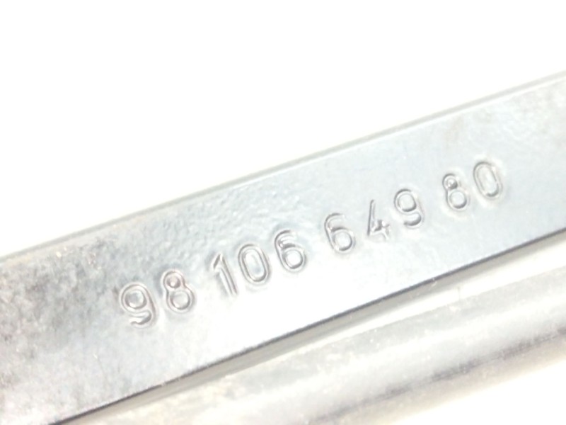 Recambio de brazo limpia delantero derecho para citroën ds 7 ds 7 crossback buehdi referencia OEM IAM   