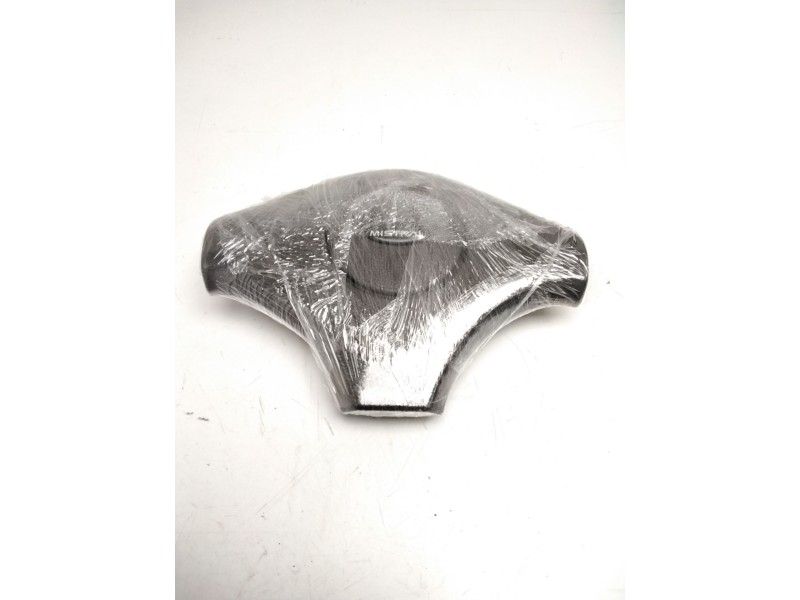 Recambio de varios para nissan terrano ii (r20) 2.7 td 4wd referencia OEM IAM 484200F100  TAPA CLAXON VOLANTE