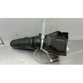 Recambio de mando limpia para nissan terrano/terrano.ii (r20) comfort referencia OEM IAM 25260AV775 2913 