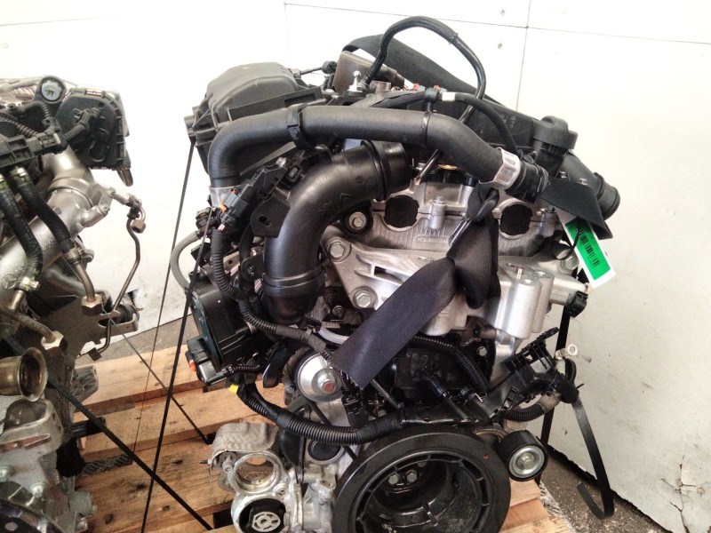 Recambio de motor completo para peugeot 308 ii (lb_, lp_, lw_, lh_, l3_) 1.2 thp 130 referencia OEM IAM HN02  