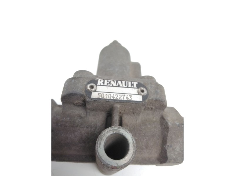 Recambio de valvula aire para renault premium 370 referencia OEM IAM 5010422743  