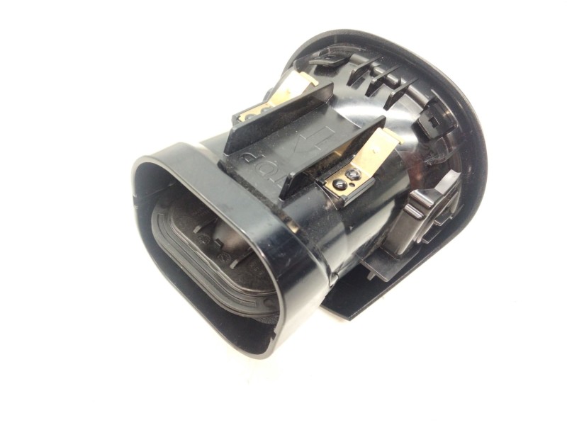 Recambio de aireador central para mercedes-benz clase c all-terrain (s206) c 220 d 4-matic (206.214) referencia OEM IAM A2068304