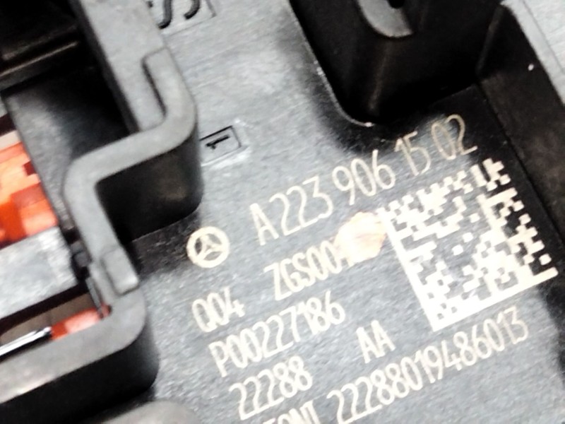 Recambio de caja reles para mercedes-benz clase c all-terrain (s206) c 220 d 4-matic (206.214) referencia OEM IAM   