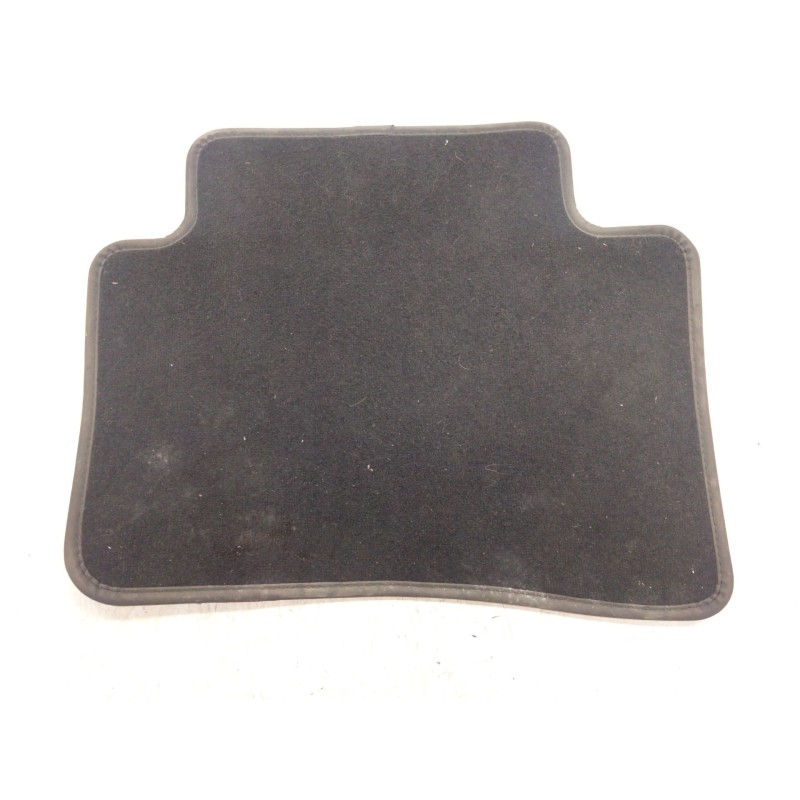 Recambio de alfombra para mercedes-benz clase c all-terrain (s206) c 220 d 4-matic (206.214) referencia OEM IAM A20668013029  