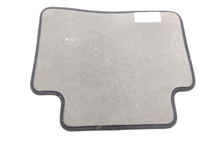 Recambio de alfombra para mercedes-benz clase c all-terrain (s206) c 220 d 4-matic (206.214) referencia OEM IAM A20668012029  