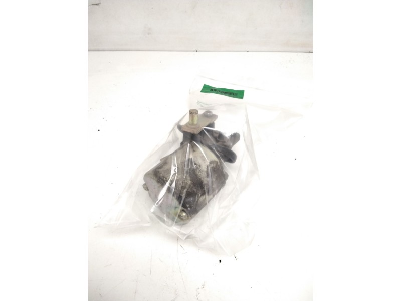 Recambio de motor limpia delantero para pegaso troner 1236.38t referencia OEM IAM YY-640-24V  