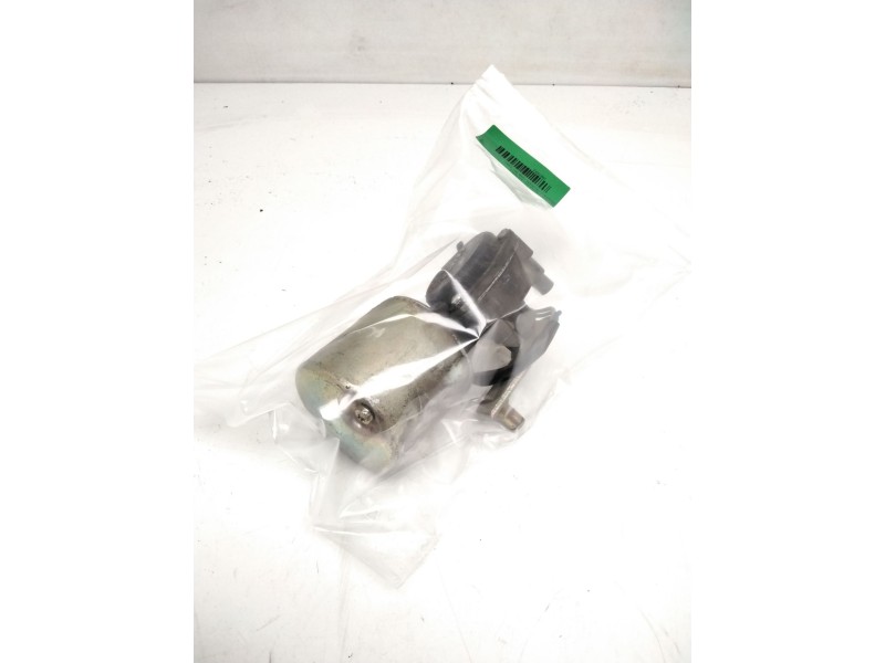 Recambio de motor limpia delantero para pegaso troner 1236.38t referencia OEM IAM YY-640-24V  