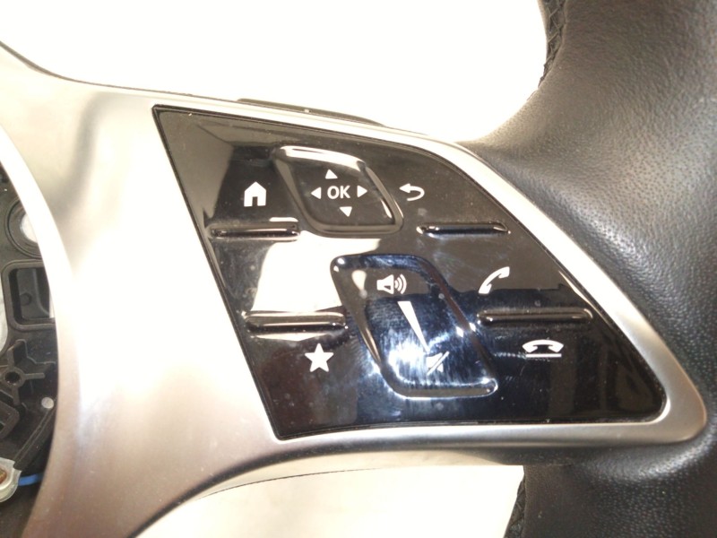 Recambio de volante para mercedes-benz clase c all-terrain (s206) c 220 d 4-matic (206.214) referencia OEM IAM A0004604619  