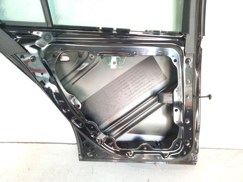 Recambio de puerta trasera izquierda para mercedes-benz clase c all-terrain (s206) c 220 d 4-matic (206.214) referencia OEM IAM 
