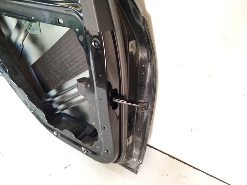 Recambio de puerta trasera izquierda para mercedes-benz clase c all-terrain (s206) c 220 d 4-matic (206.214) referencia OEM IAM 