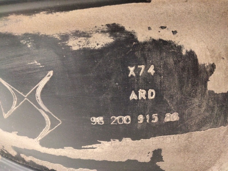 Recambio de paso rueda trasero derecho para citroën ds 7 ds 7 crossback buehdi referencia OEM IAM 9820091580  